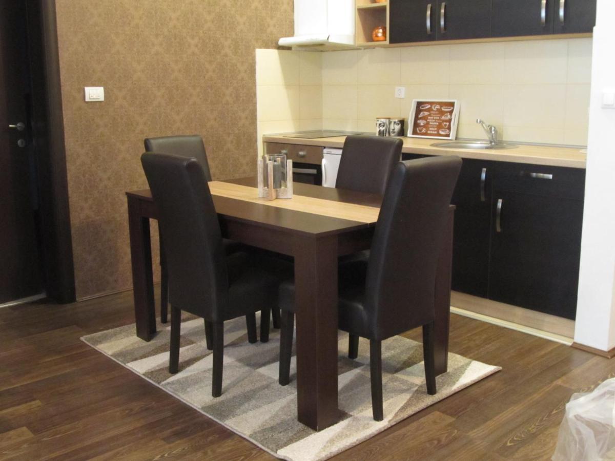 Apartment Ivi034 Kragujevac Bagian luar foto