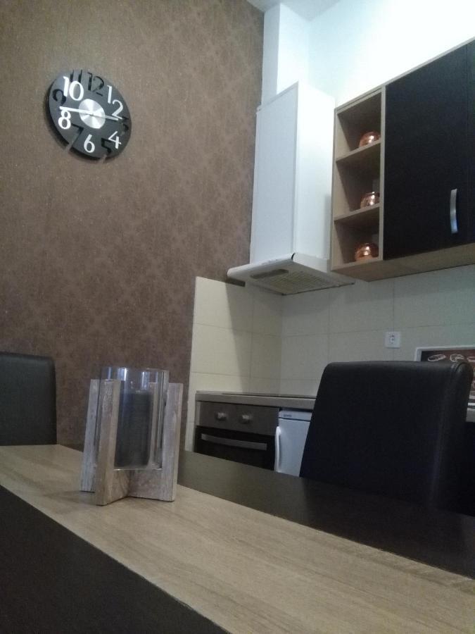Apartment Ivi034 Kragujevac Bagian luar foto